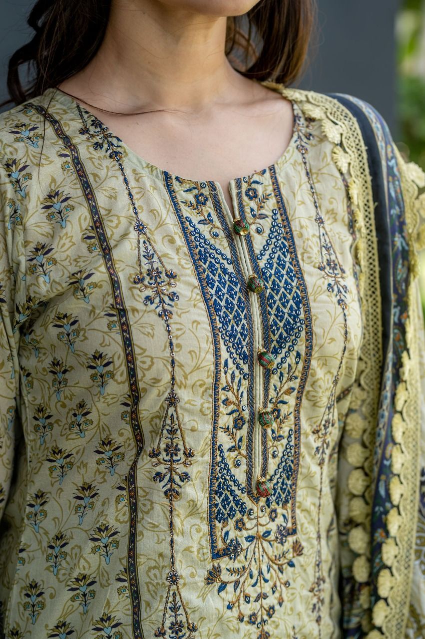 Lawn Embroidered 3Pcs Stitched Suit-2