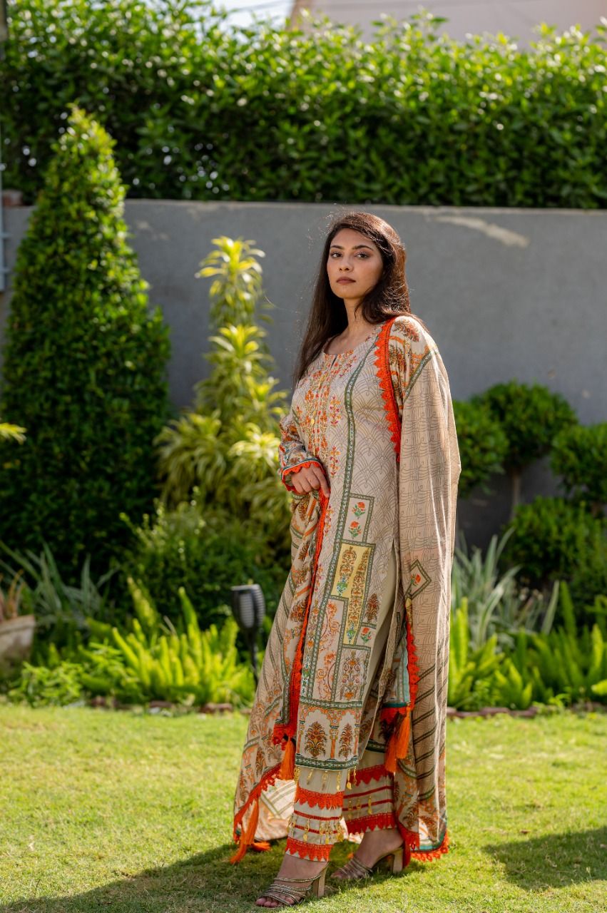 Lawn Embroidered 3Pcs Stitched Suit - 7