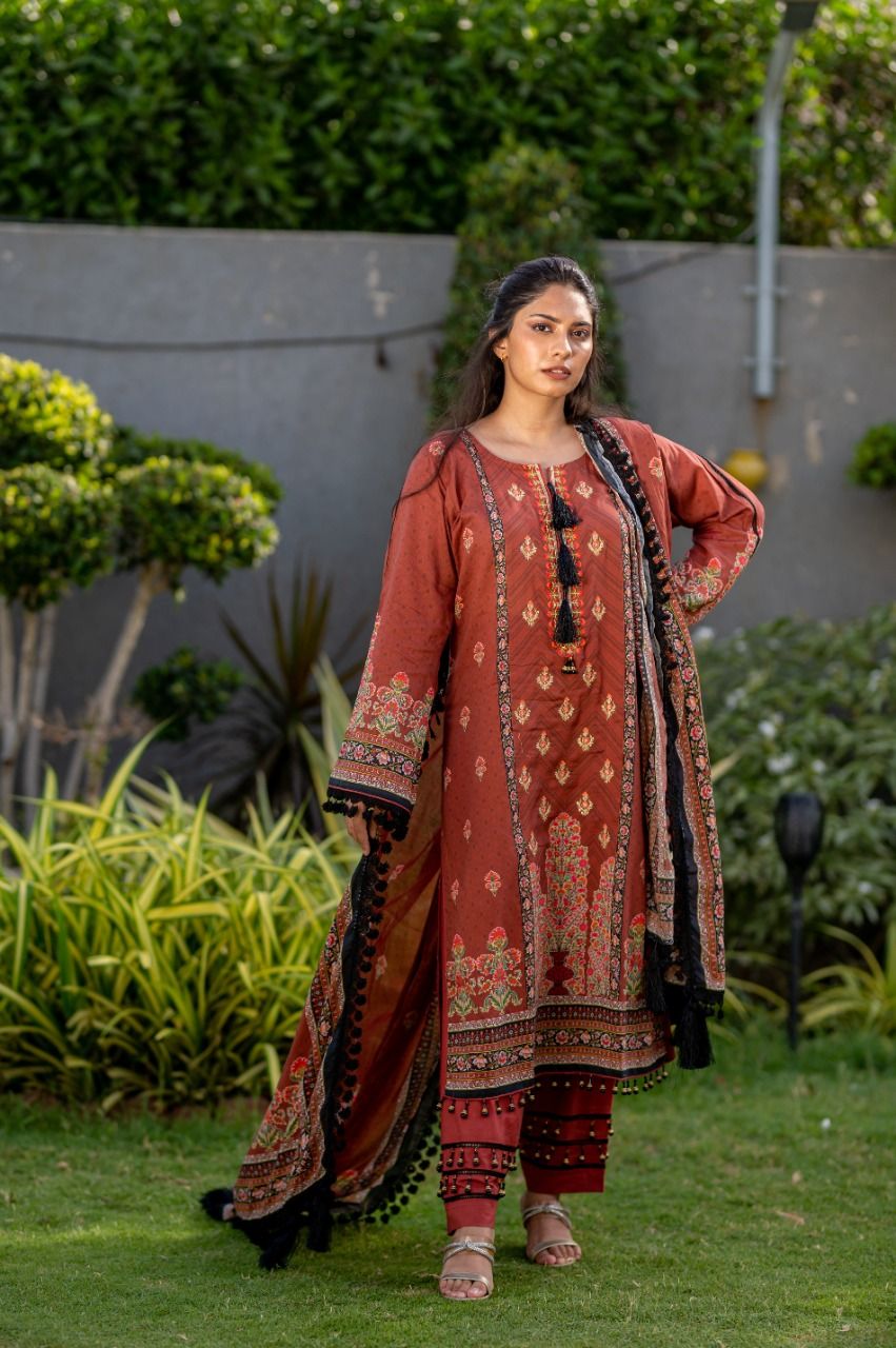 Lawn Embroidered 3Pcs Stitched Suit - 8