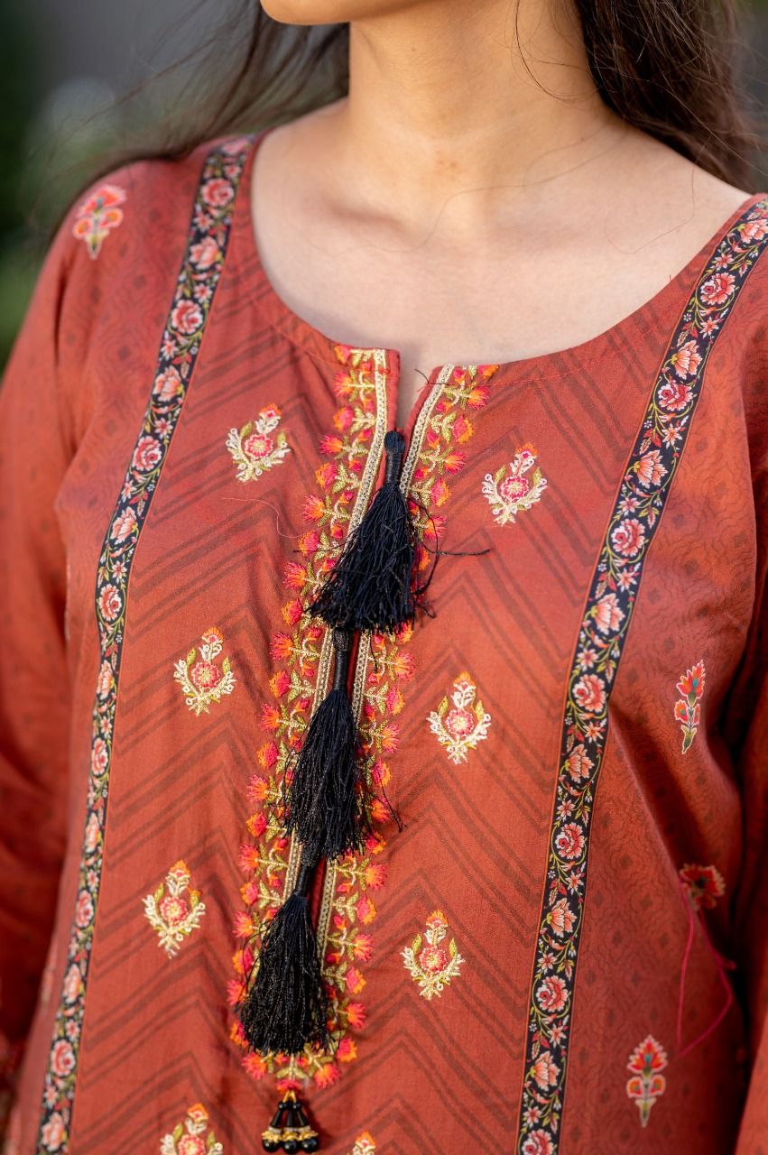 Lawn Embroidered 3Pcs Stitched Suit - 8