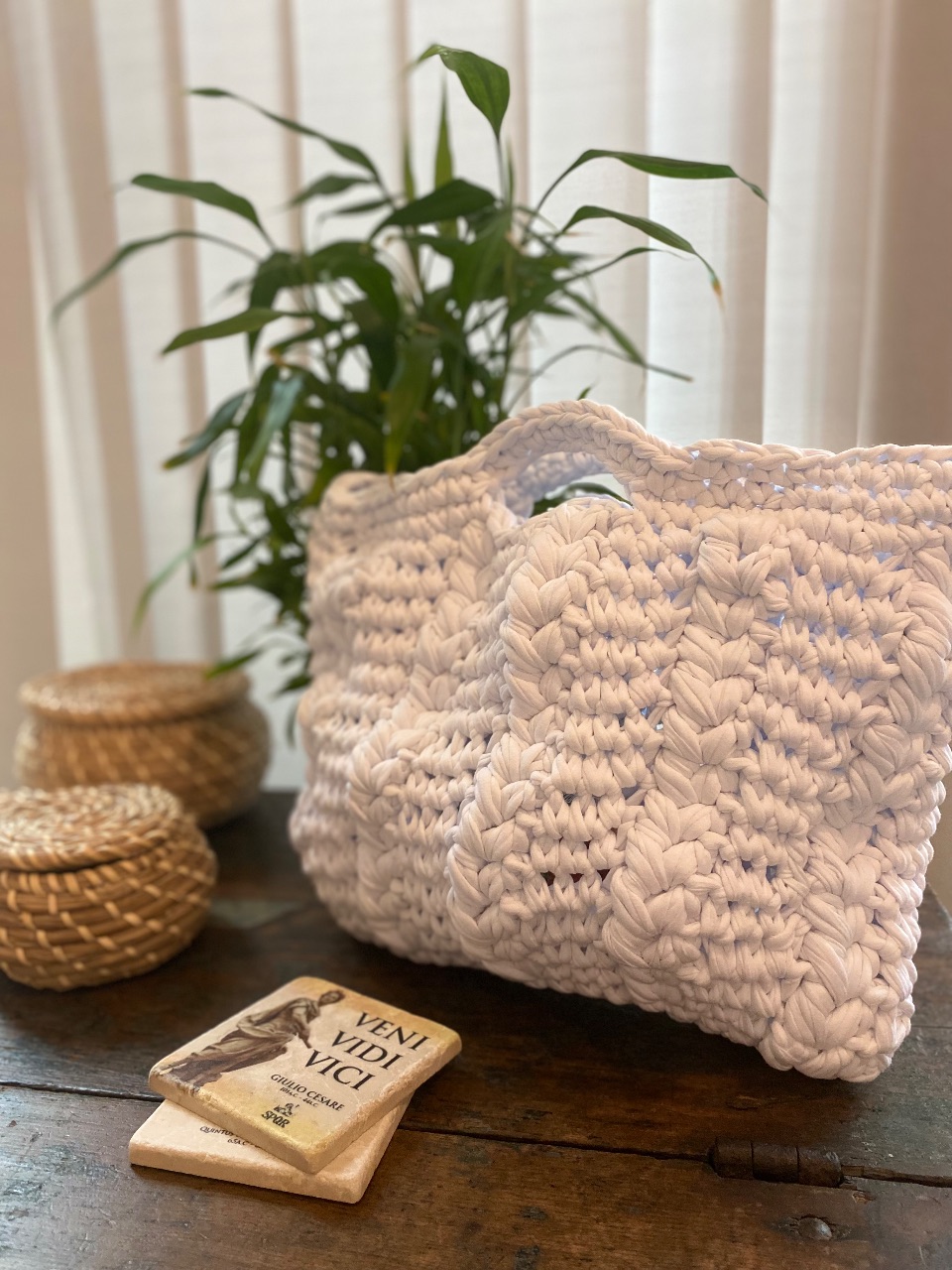 White crochet  bag